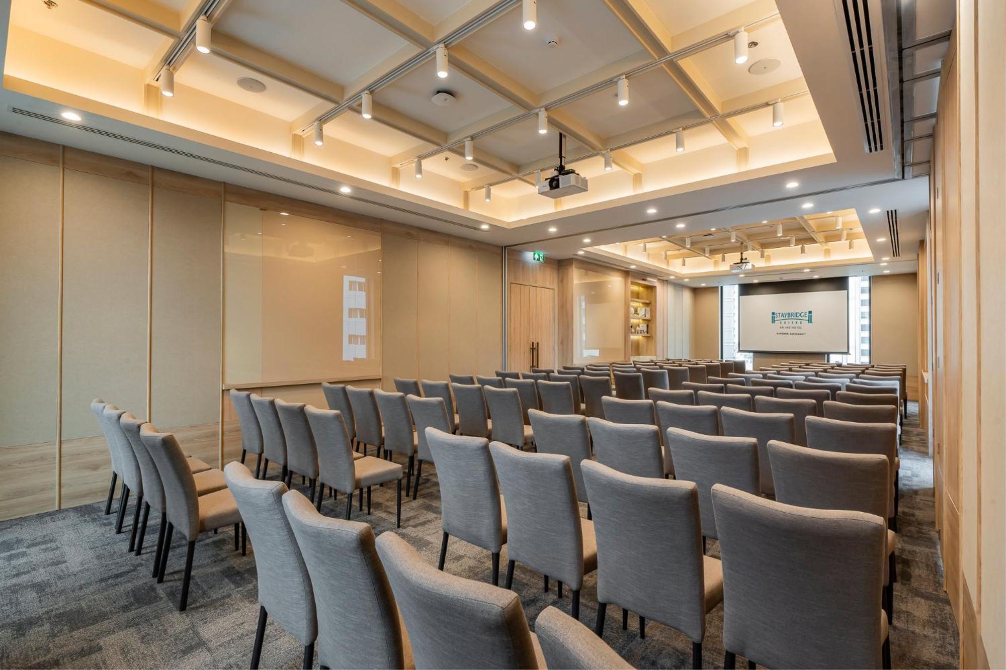 Staybridge Suites Bangkok Sukhumvit By Ihg Dış mekan fotoğraf